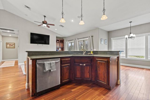 4111 oak creek, Loma Rica, CA 95991