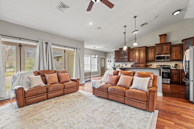 4111 oak creek, Loma Rica, CA 95991