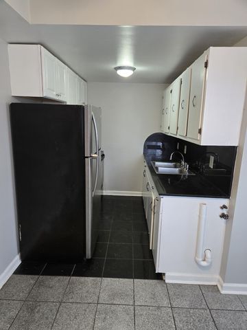 550 Harding Pl Apt B110, Nashville, TN 37211