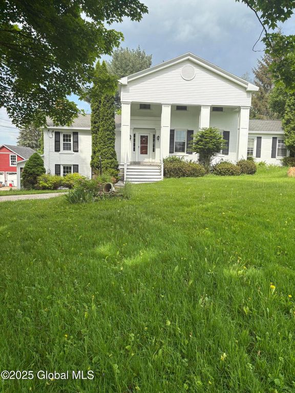 353 Truax Road, Amsterdam, NY 12010