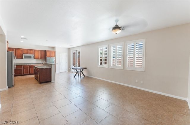 6221 Villa Emo Street, North Las Vegas, NV 89031