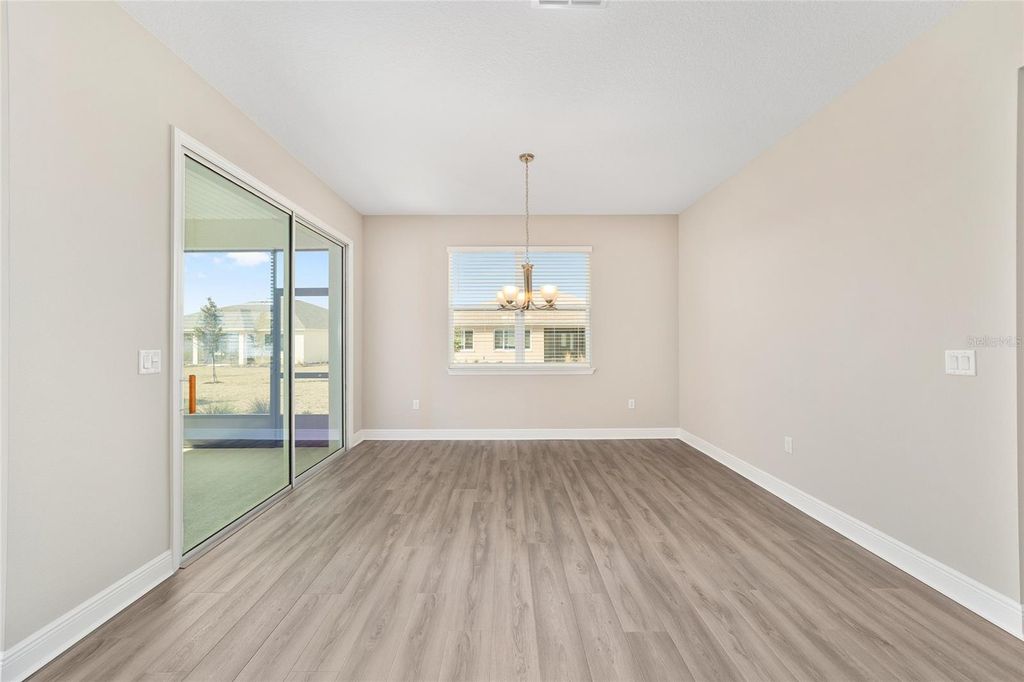 Image 16 of property listing at 10071 SW 82ND PLACE ROAD, Ocala, FL 34481