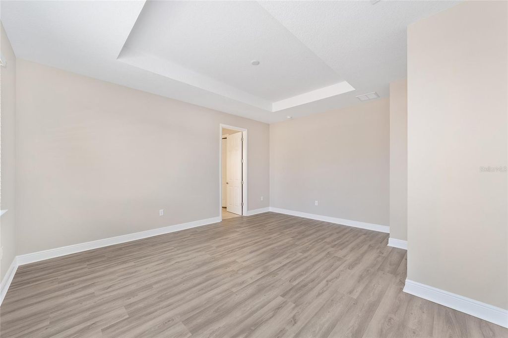 Image 25 of property listing at 10071 SW 82ND PLACE ROAD, Ocala, FL 34481