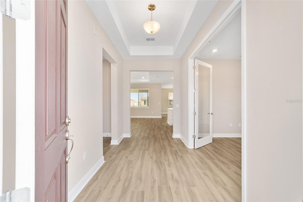 Image 10 of property listing at 10071 SW 82ND PLACE ROAD, Ocala, FL 34481