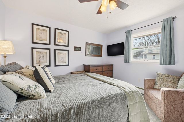 4501 S 6th St 71, Louisville, KY 40214