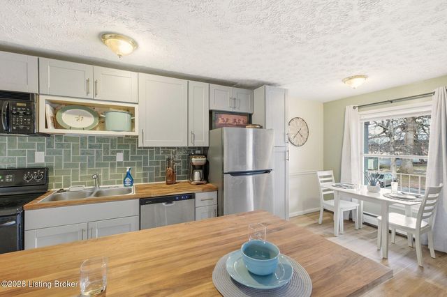 4501 S 6th St 71, Louisville, KY 40214