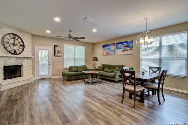 11211 Hill Top Loop, Helotes, TX 78023