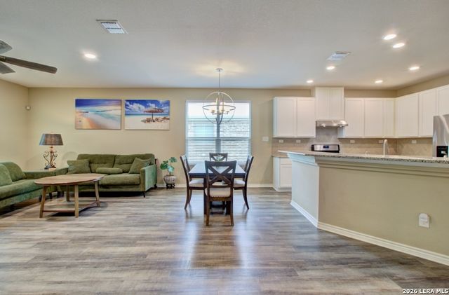 11211 Hill Top Loop, Helotes, TX 78023