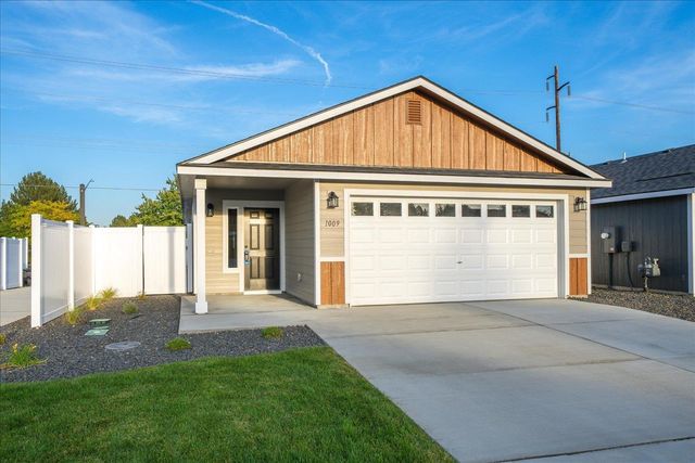 1009 S Century Rd, Spokane Valley, WA 99037 property photo
