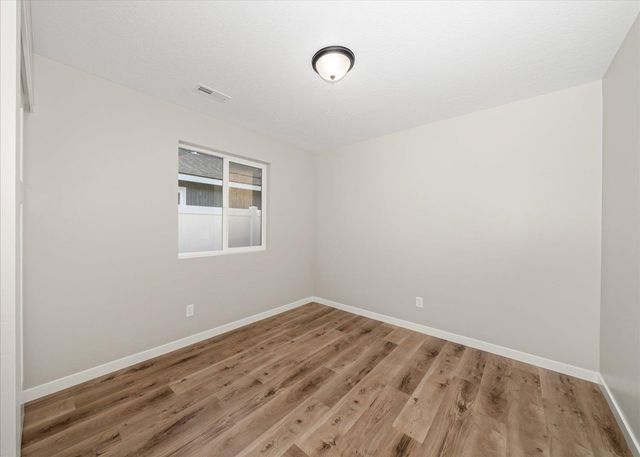 1009 S Century Rd, Spokane Valley, WA 99037