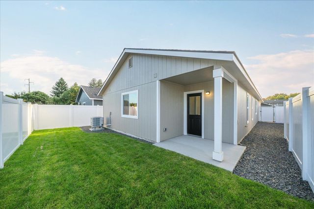 1009 S Century Rd, Spokane Valley, WA 99037