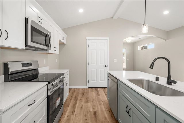 1009 S Century Rd, Spokane Valley, WA 99037