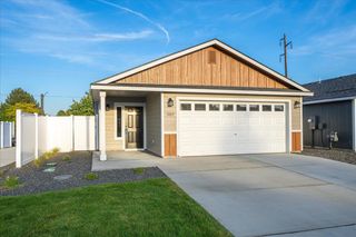 1009 S Century Rd, Spokane Valley, WA 99037