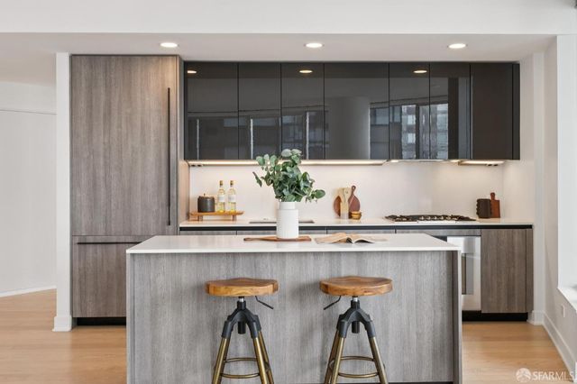 338 Main Street 4E, San Francisco, CA 94105