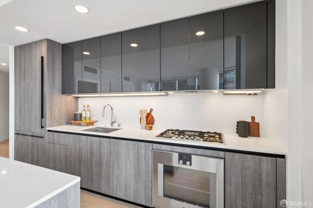 338 Main Street 4E, San Francisco, CA 94105