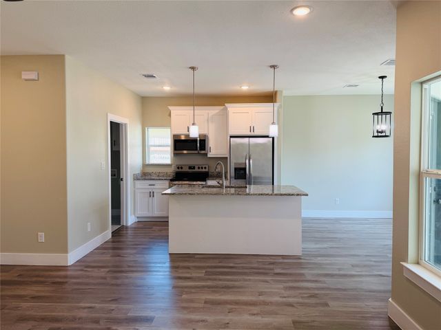 3208 NW 31st Street, Fort Worth, TX 76106