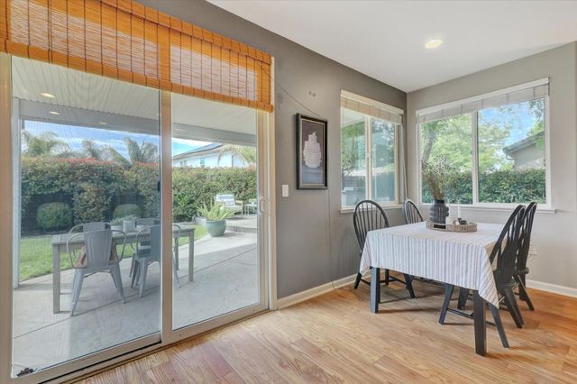 2930 Cardinal Dr, Lincoln, CA 95648