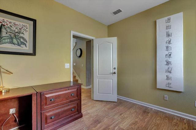 2930 Cardinal Dr, Lincoln, CA 95648