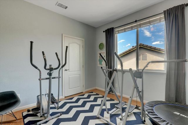 2930 Cardinal Dr, Lincoln, CA 95648