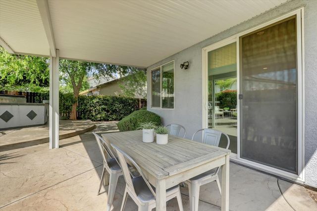 2930 Cardinal Dr, Lincoln, CA 95648