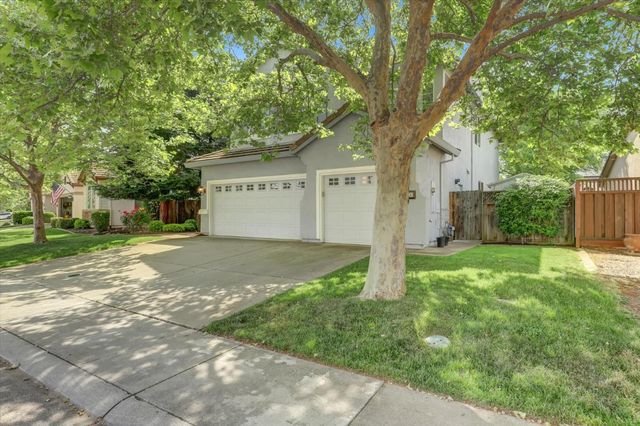 2930 Cardinal Dr, Lincoln, CA 95648