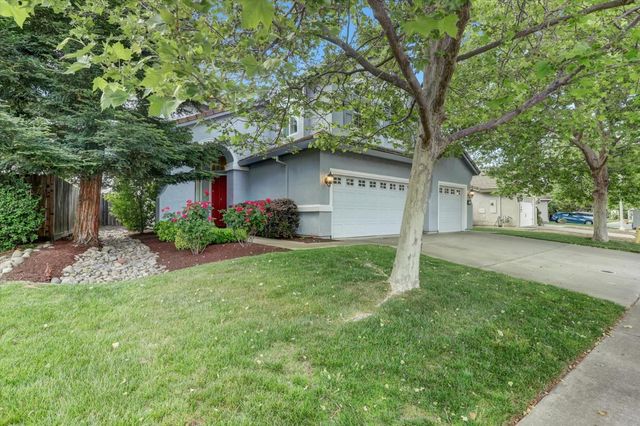 2930 Cardinal Dr, Lincoln, CA 95648