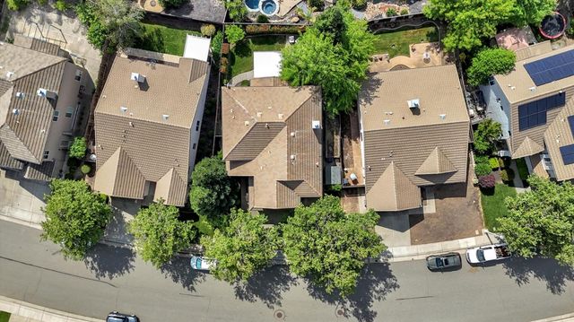 2930 Cardinal Dr, Lincoln, CA 95648