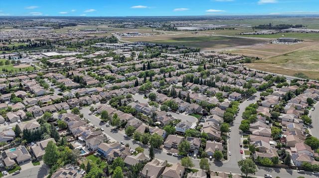 2930 Cardinal Dr, Lincoln, CA 95648