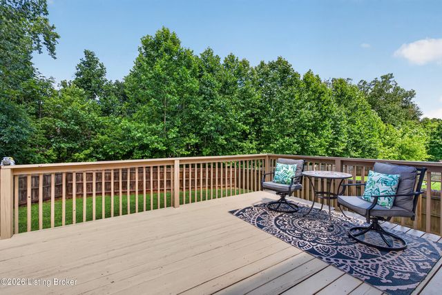 116 Vineland Parkway Dr, Vine Grove, KY 40175