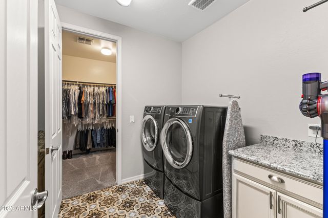 12547 W TUCKEY Lane, Glendale, AZ 85307