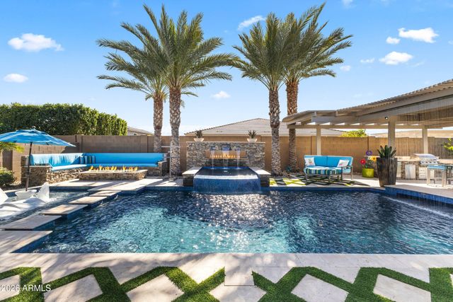 12547 W TUCKEY Lane, Glendale, AZ 85307