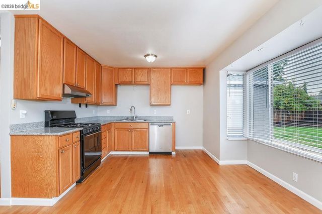 909 Rhine Way, Oakley, CA 94561