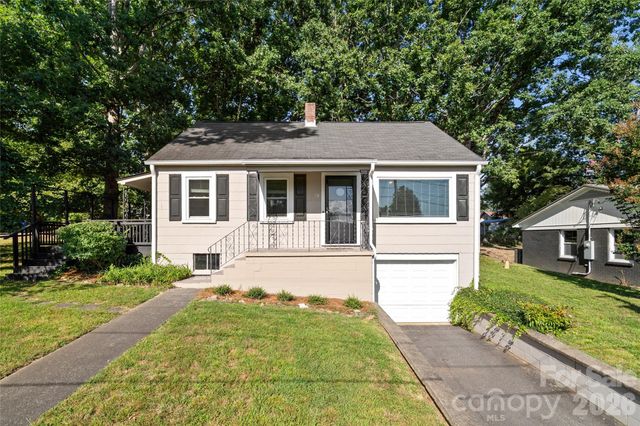 13 Browndale Road, Asheville, NC 28805
