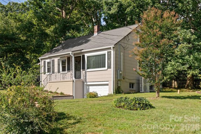 13 Browndale Road, Asheville, NC 28805
