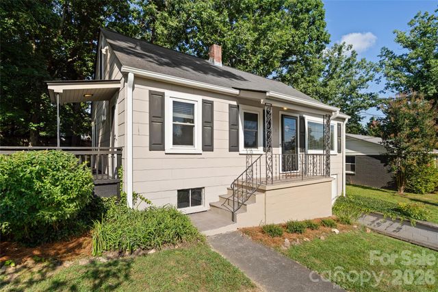 13 Browndale Road, Asheville, NC 28805