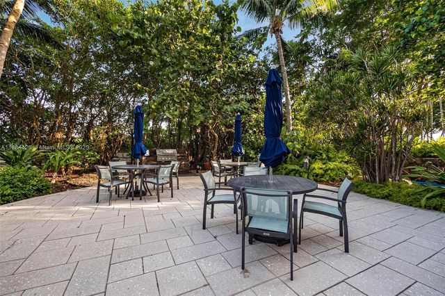 2000 Towerside Ter 510, Miami, FL 33138