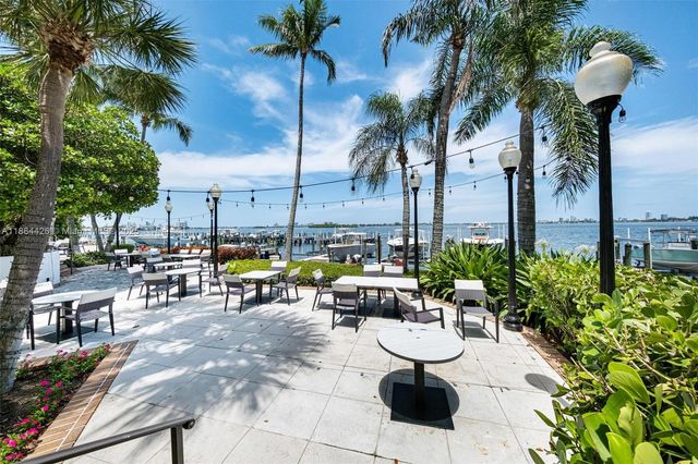 2000 Towerside Ter 510, Miami, FL 33138