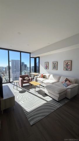 1401 Union St 2804, San Diego, CA 92101