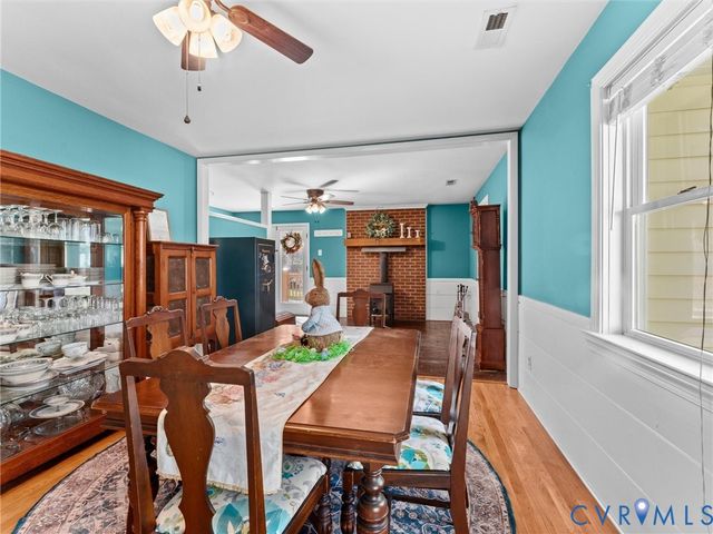 10488 Old Telegraph Rd, Ashland, VA 23005