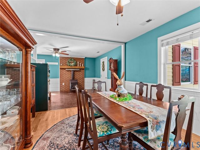 10488 Old Telegraph Rd, Ashland, VA 23005