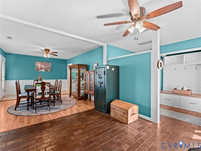 10488 Old Telegraph Rd, Ashland, VA 23005