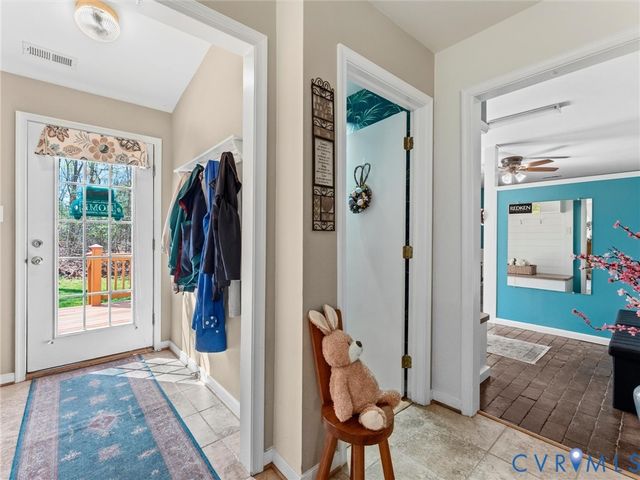 10488 Old Telegraph Rd, Ashland, VA 23005