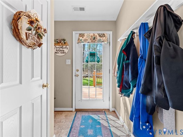 10488 Old Telegraph Rd, Ashland, VA 23005