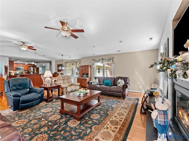 10488 Old Telegraph Rd, Ashland, VA 23005