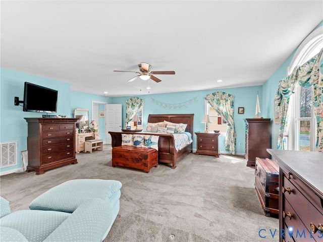 10488 Old Telegraph Rd, Ashland, VA 23005