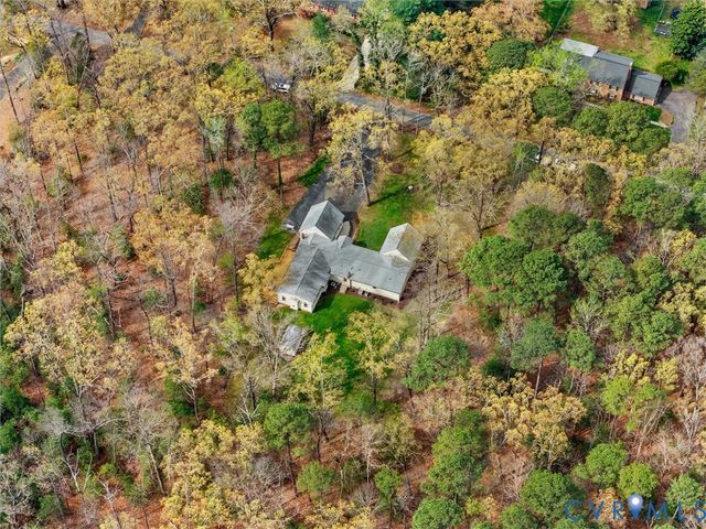 10488 Old Telegraph Rd, Ashland, VA 23005