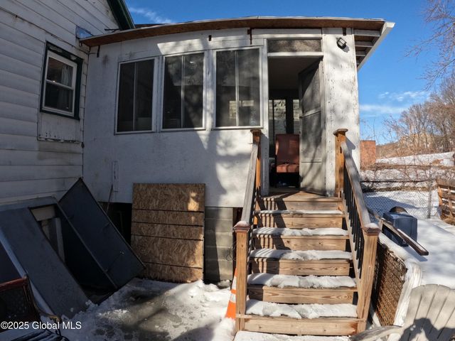 22 Orr Street, Troy, NY 12180