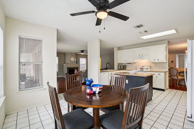 11158 Cedar Park, San Antonio, TX 78249