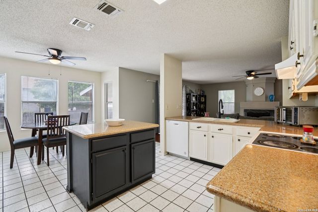 11158 Cedar Park, San Antonio, TX 78249