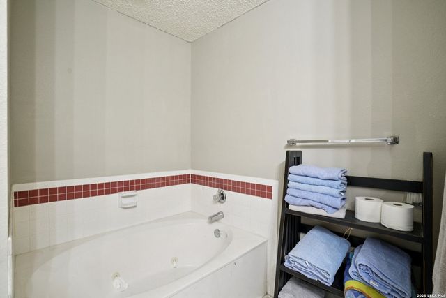 11158 Cedar Park, San Antonio, TX 78249